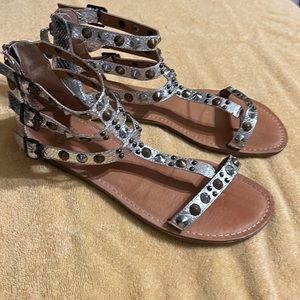 Mojo Moxy New Cone Studded Nomad Sansals in Silver
